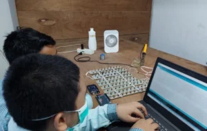 E-Jams SDMM Melaju ke Semifinal Lomba Robot Nasional