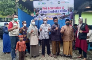 PCM Wonotirto dan RSI Aminah Gelar Pengobatan Gratis