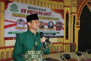 Sejarah Ponpes Karangasem Diungkap dalam Bedah Buku 99 Mutiara Hati