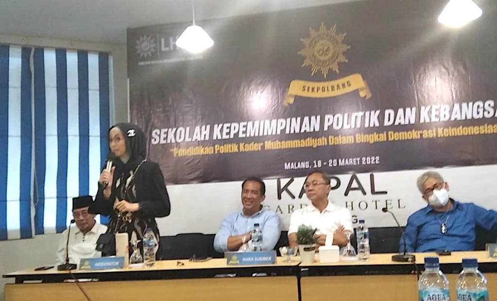 Desy Ratnasari: Siapa Bilang Artis Berduit Pasti Lolos ke Senayan