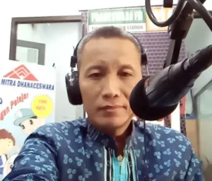 Dari Sir Menuju Perang Informasi Terbuka