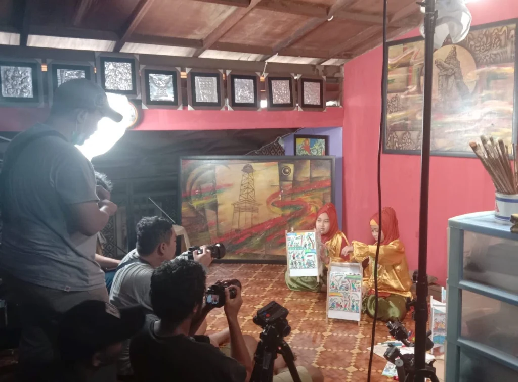 Syuting sang Juara SDMM, Tim Kalbe Farma Tertarik Ikon Gresik