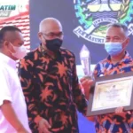 Anwar Hudijono Dinobatkan sebagai Tokoh Pers Daerah