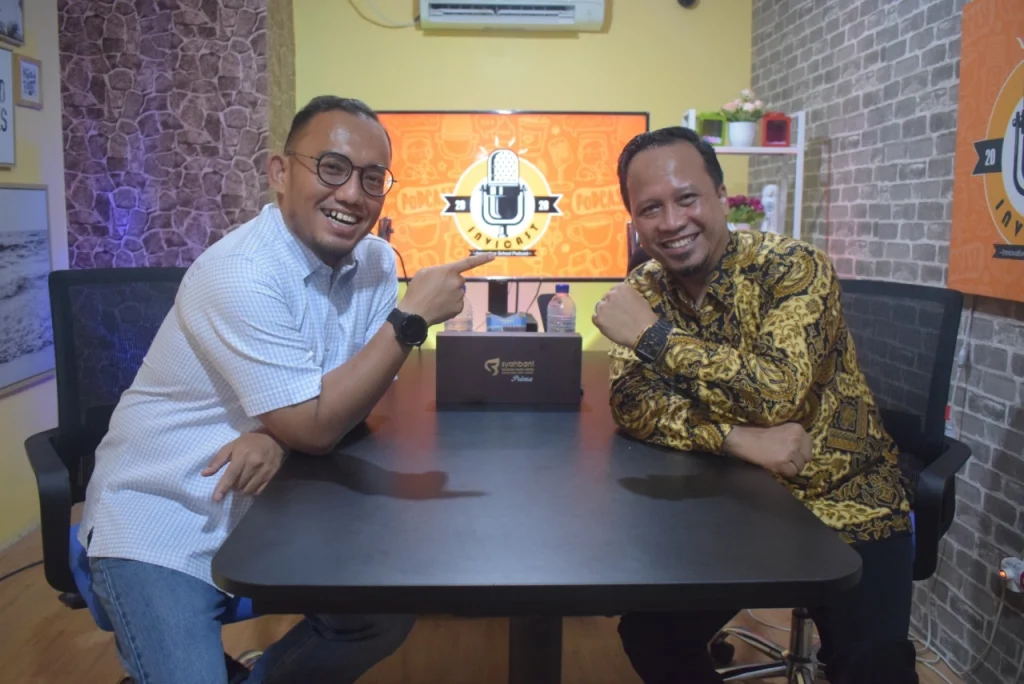 Di Smamsatu, Dahnil Kisahkan Hidupnya: Tukang Parkir Jadi Jubir Menhan Prabowo