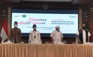 Lazismu bersama Kemenag dan FOZ Jatim Gelar Seminar Audit Syariah