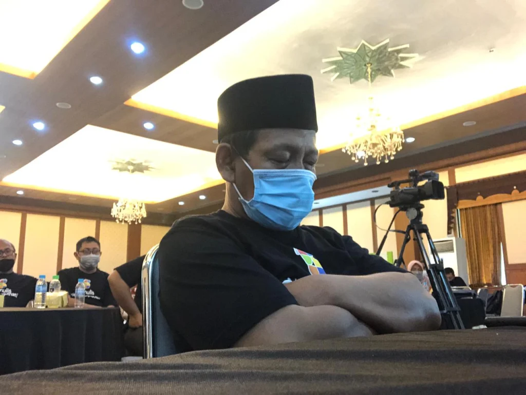 Menahan Kantuk, Apapun Dilakukan demi Persyarikatan