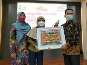 Kepala Dinas Pendidikan Gresik Bangga pada Segudang Prestasi SDMM