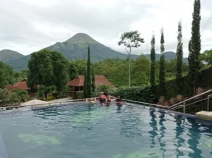 Hukum Berenang saat Puasa ﻿