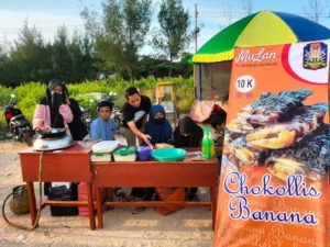 Saat 143 Siswa SMA Muhgilan Buka Lapak Jajanan Berbuka