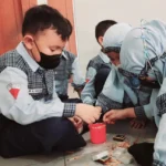 Kesabaran Siswa Berlian Ini Teruji saat Menyusun Korek Api