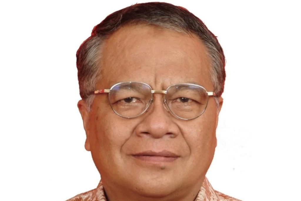 Aktivis Komplet Ahmad Watik Pratiknya, Dokter yang Mubaligh