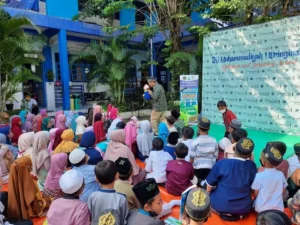 Dongeng si Belu Bikin Siswa SD Muwri Berani Minta Maaf