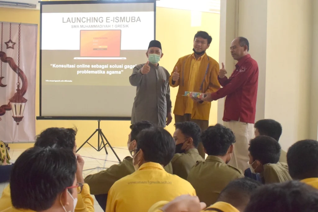 Aplikasi Konsultasi E-Ismuba Karya Siswa Smamsatu Diluncurkan