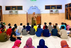 Mondok Itu Belajar Banyak Hal, dari Beradaptasi hingga Bersosial