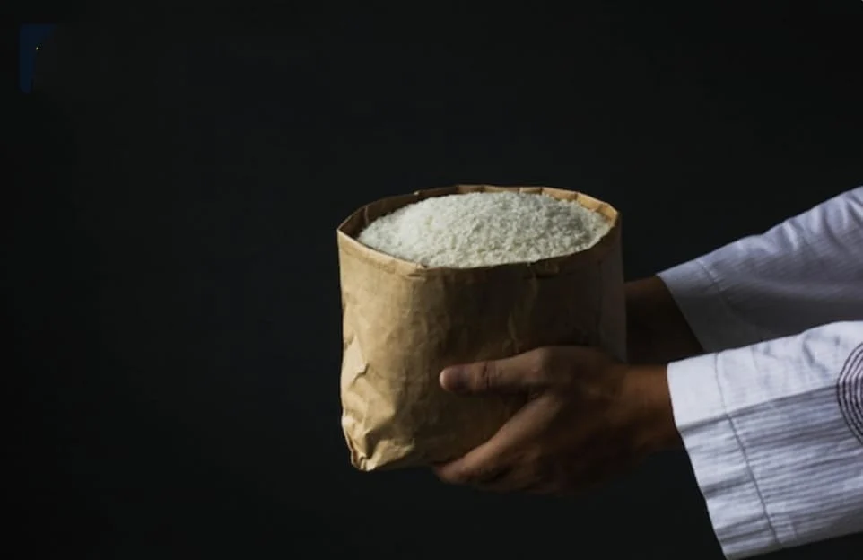 Zakat Fitrah, Bolehkah Diberikan pada Selain Fakir Miskin