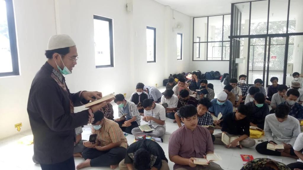 Muqayyam Smamio Digelar di Masjid Luar Sekolah, Ini Agendanya