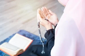 Bagaimana Cara Wanita Haid Meraih Lailatul Qadar?