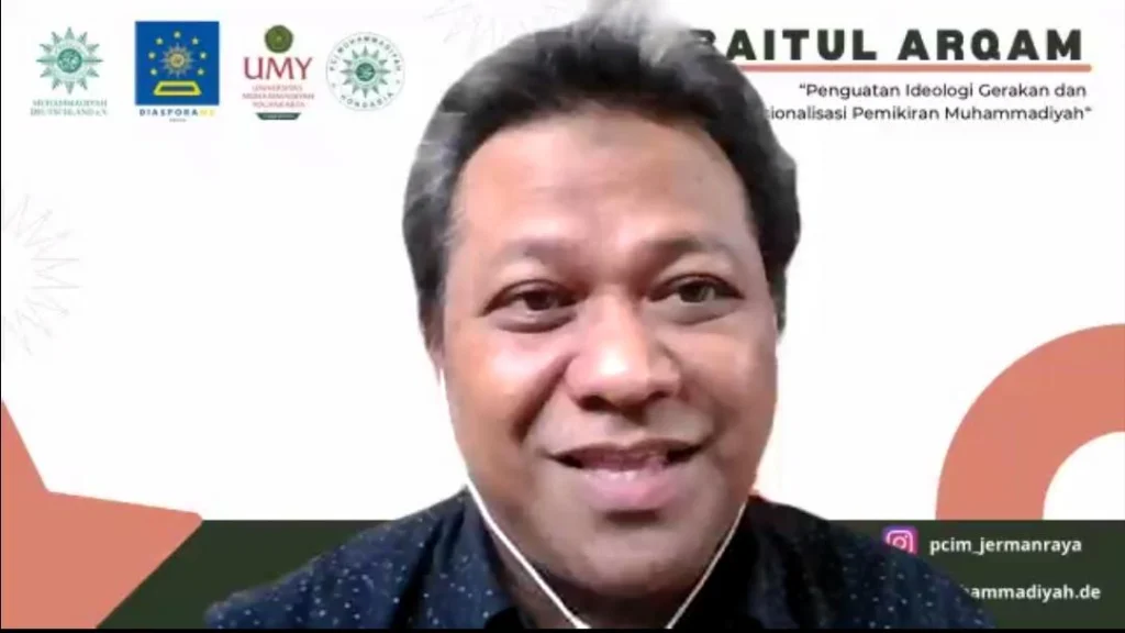 Internasionalisasi Muhammadiyah Perlu Kontekstualisasi, Contoh Kasus Inggris