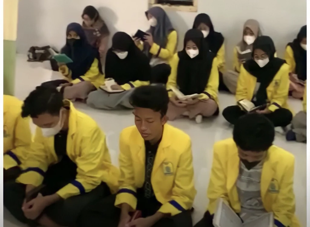 Kisah Siswa Smamio Berdakwah di Desa