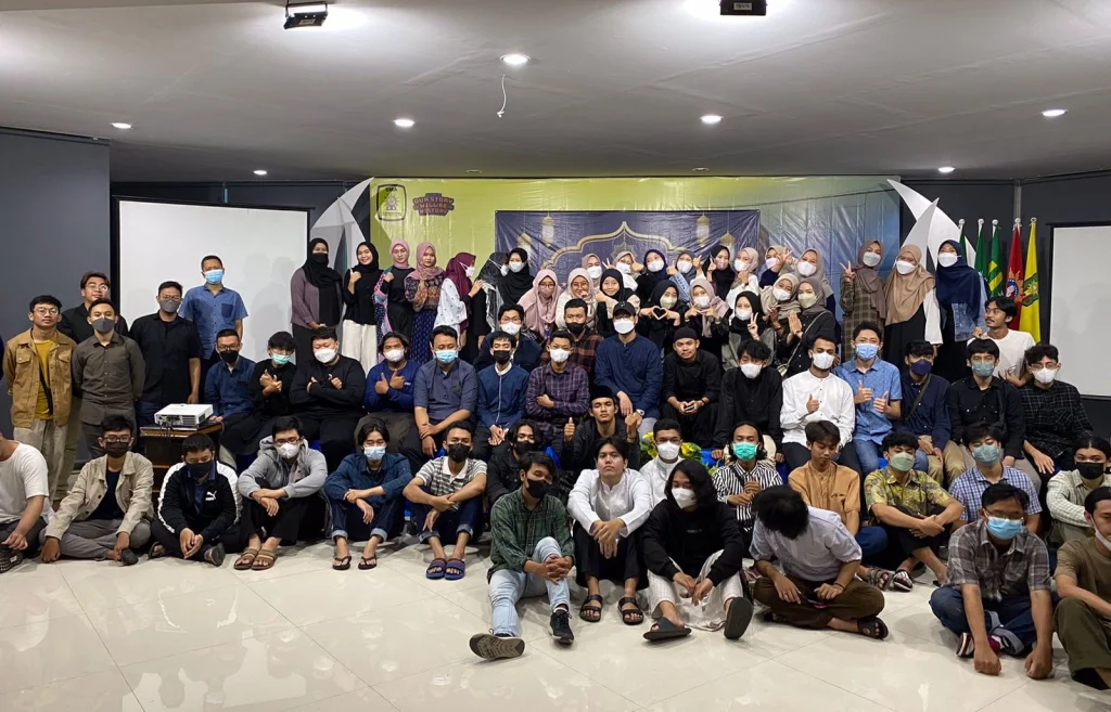 Memori Manis dalam Buka Puasa Alumni Smamio