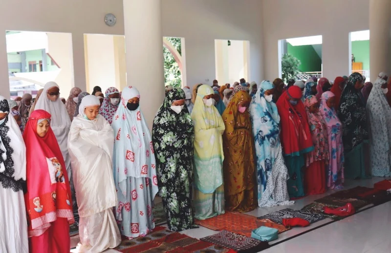 Simulasi Shalat Idul Fitri SD Mutu Jember sesuai Tuntutan Nabi