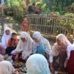 Tradisi Unik Masjid Al-Hasan Plumpung Usai Shalat Id
