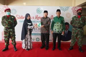 Warisan Abadi Turhan Husnan dalam Buku Takziyah Literasi