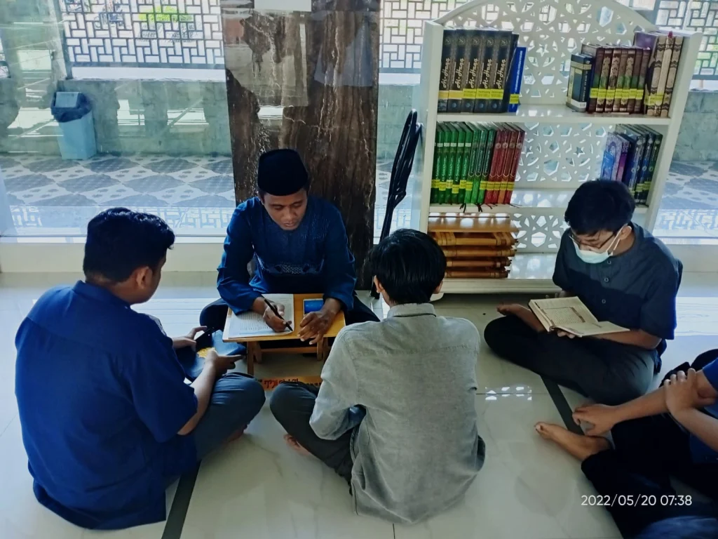 Siswa Kelas IX Spemdalas Munaqasah Tahfidh