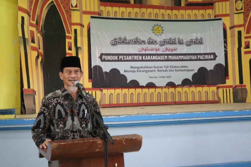 Pesan Pengasuh di Halalbihalal Ponpes Karangasem Paciran