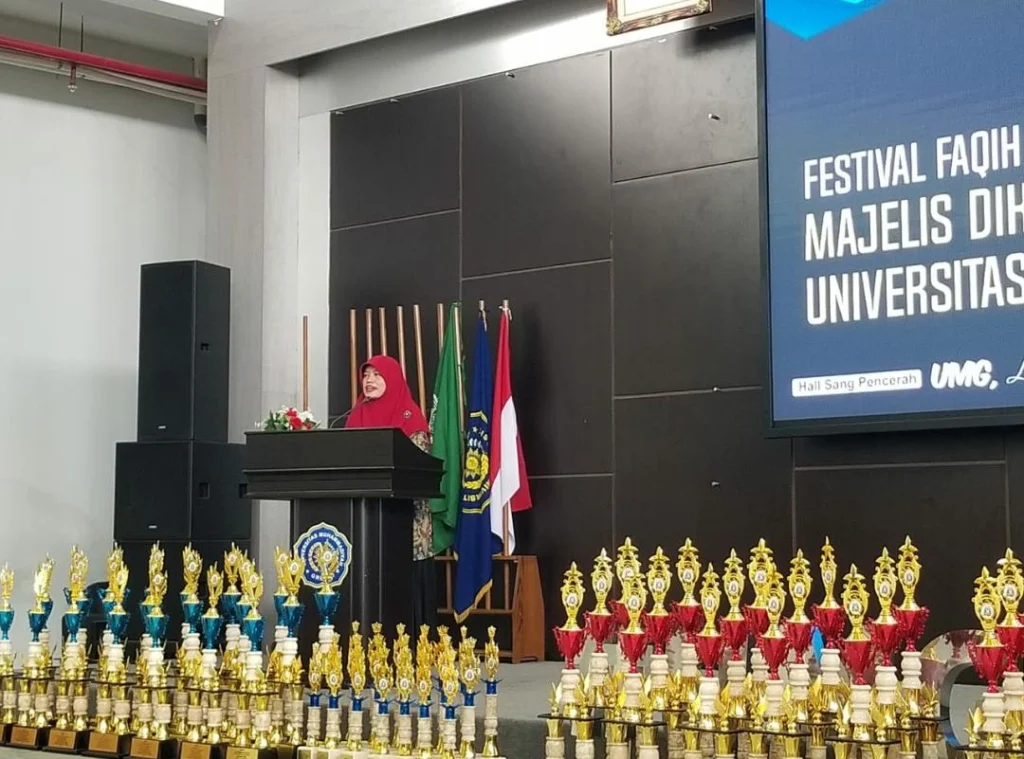 FFU VI Bukan yang Terakhir, Semua Finalis Dapat Piala