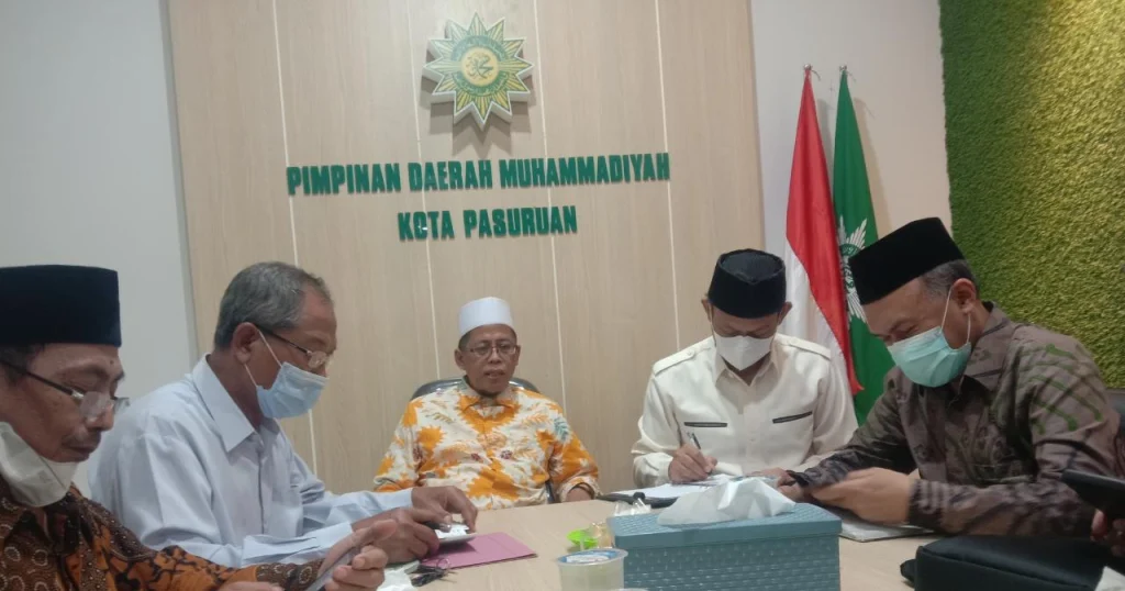 Muhammadiyah Itu Melayani Bukan Dilayani