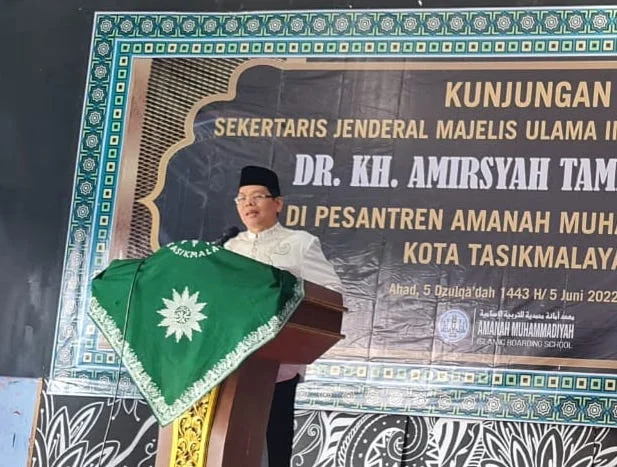 Pesan Sekjen MUI di Pesantren Amanah Muhammadiyah Tasikmalaya