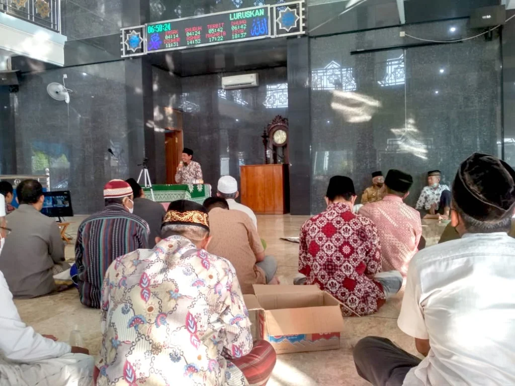 Bedakan Ustadz dan Dukun Zaman Now