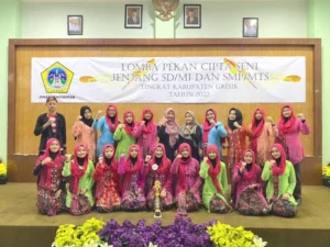 Juara I, Tim Paduan Suara Spemdalas Mewakil Gresik ke Provinsi