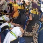Puisi Guru Ini Ledakkan Tangis Wisudawan Tahfidh