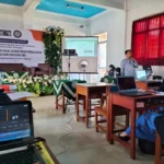 Sinergi Unair-SMAM 8 Gresik Ajarkan Menulis Karya Ilmiah Itu Mudah