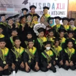 Momentum Haru di Wisuda Ke-42 SD Muri