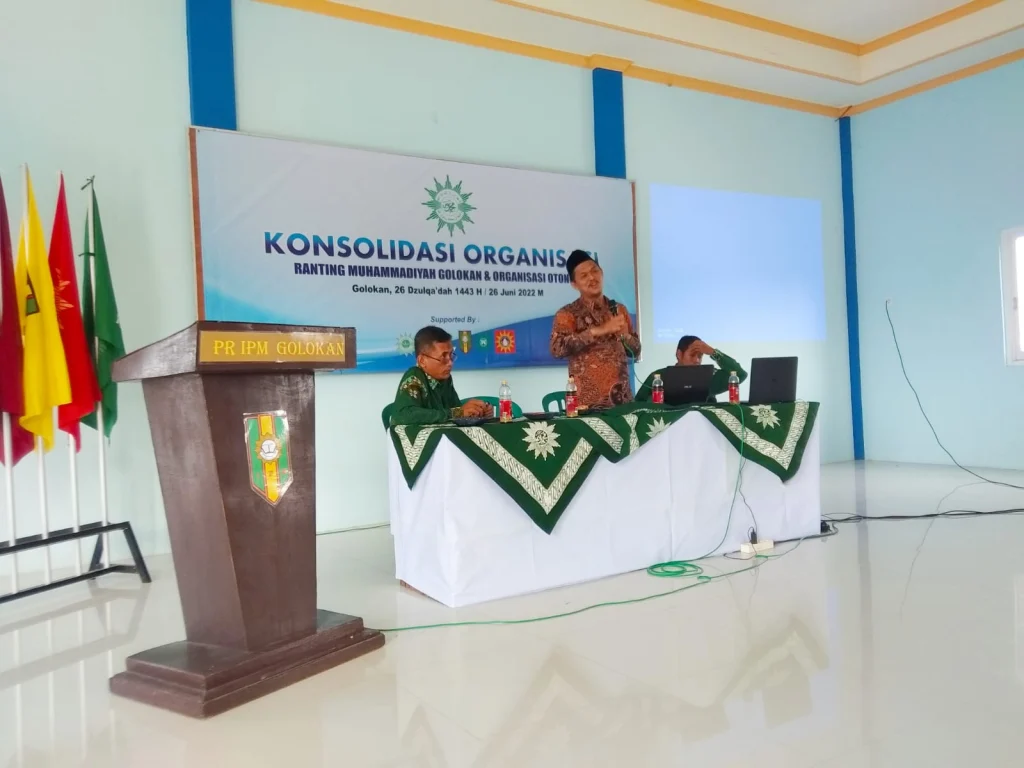 Ranting Golokan Itu Tinggal Mendirikan Universitas Muhammadiyah
