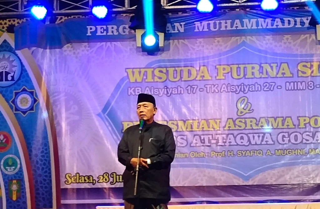 Di Gosari, Ustadz In’am Jelaskan Empat Kandungan Surat Ali Imran Ayat 200