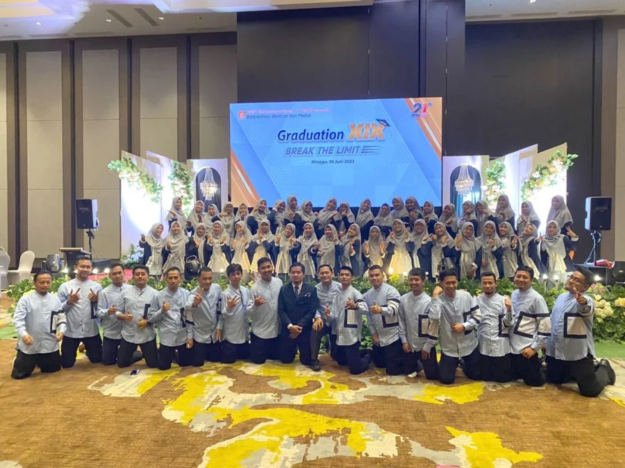 Tim Kompak di Balik Sukses Graduation XIX Spemdalas
