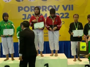 Atlet Kempo Smamda Surabaya Raih Emas di Porprov Jatim