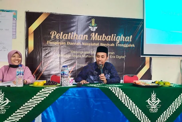 Di Nasyiah, Ustadz Lulusan Al-Azhar Kairo Ini Jelaskan Perbedaan Shalih dan Muslih