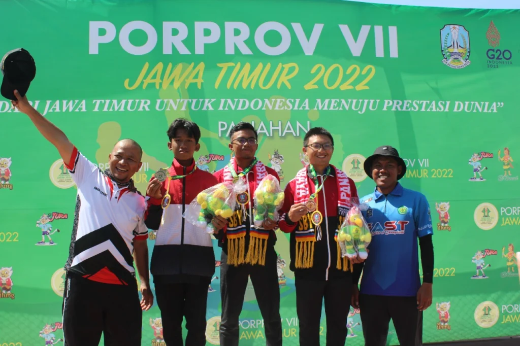 Raih Medali Keempat, Siswa SD Muhammadiyah 1 Bawa Ngawi di Posisi 4  Panahan Porprov