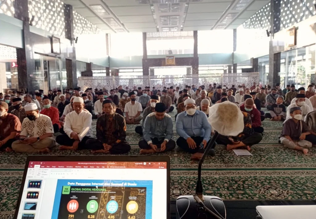 Hati-Hati Termakan Bualan di Media Sosial