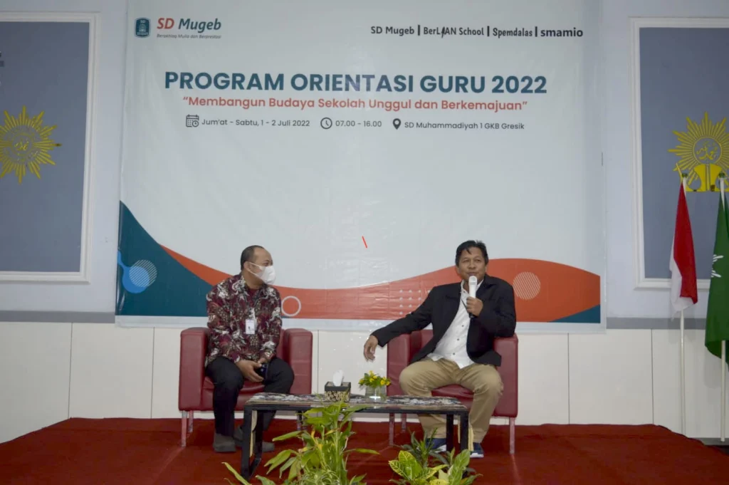 Quote untuk Guru: Teruslah Menggergaji, tapi Jangan Lupa Mengasahnya