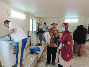 Begini Calon Jamaah Haji Mencuci Pakaian di Mekah