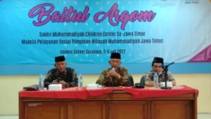 Kisah Masa Kecil Ketua PWM Jatim: Pencari Kayu Bakar dan Ngasak Telo