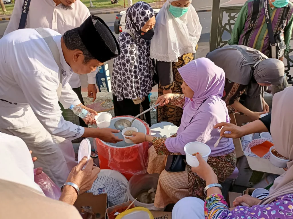 Inilah Makanan Favorit CJH asal Indonesia di Mekah