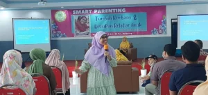 Anak Medsos Rentan Agresif, Psikolog: Peran Keluarga Penting