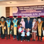 Lulus Doktor dengan Cumlaude, Ibu Rumah Tangga Muda Ini Banjir Tawaran